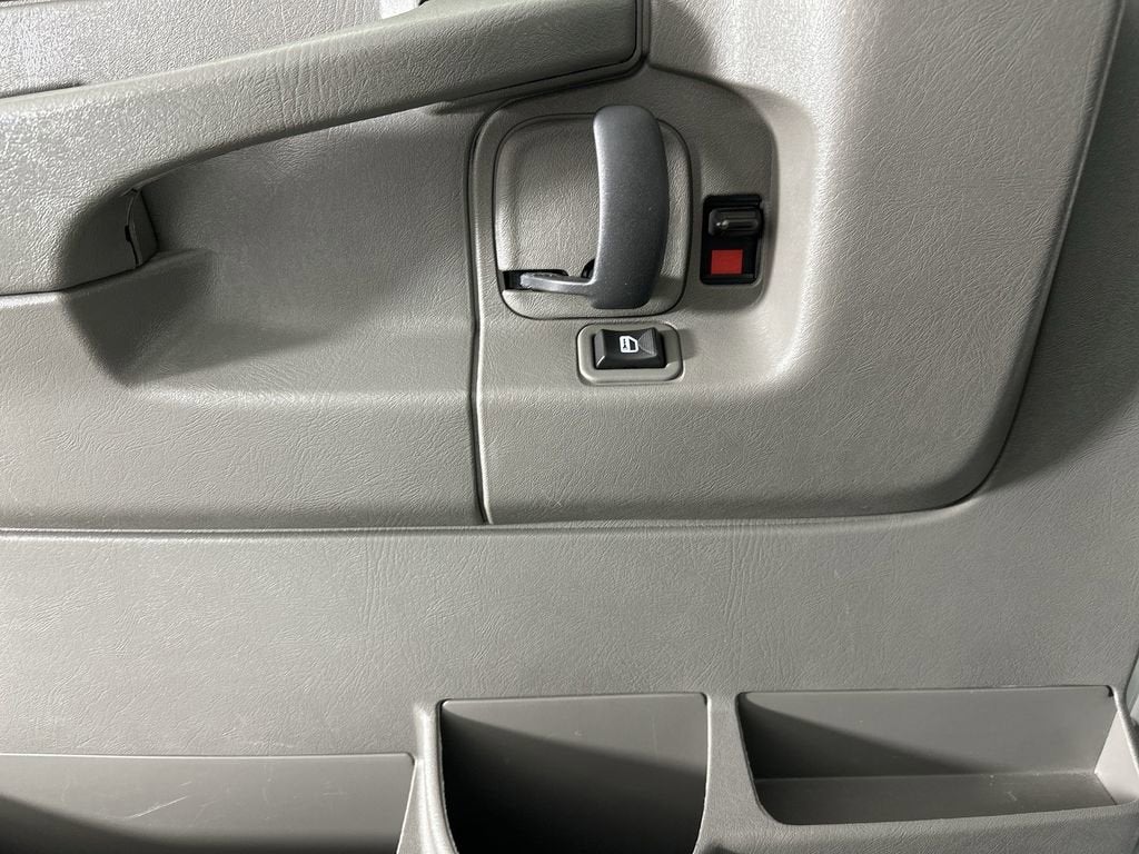 2015 Chevrolet Express Passenger 3500 LT