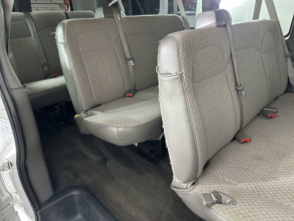 2015 Chevrolet Express Passenger 3500 LT