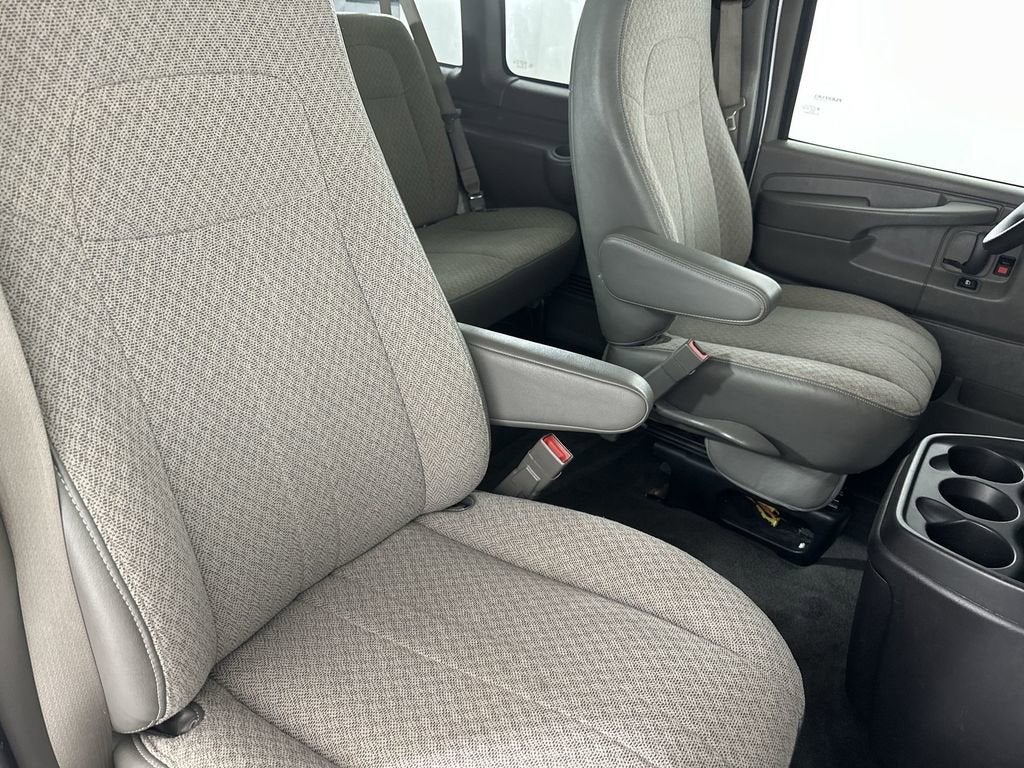 2015 Chevrolet Express Passenger 3500 LT