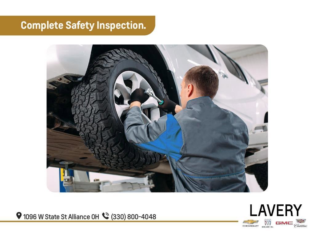 2025 Chevrolet Express Passenger 3500 1LS