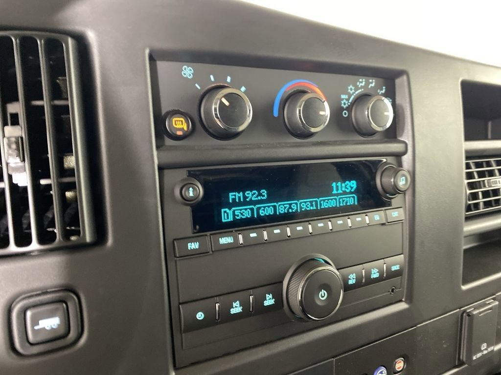 2025 Chevrolet Express Cargo 2500 WT