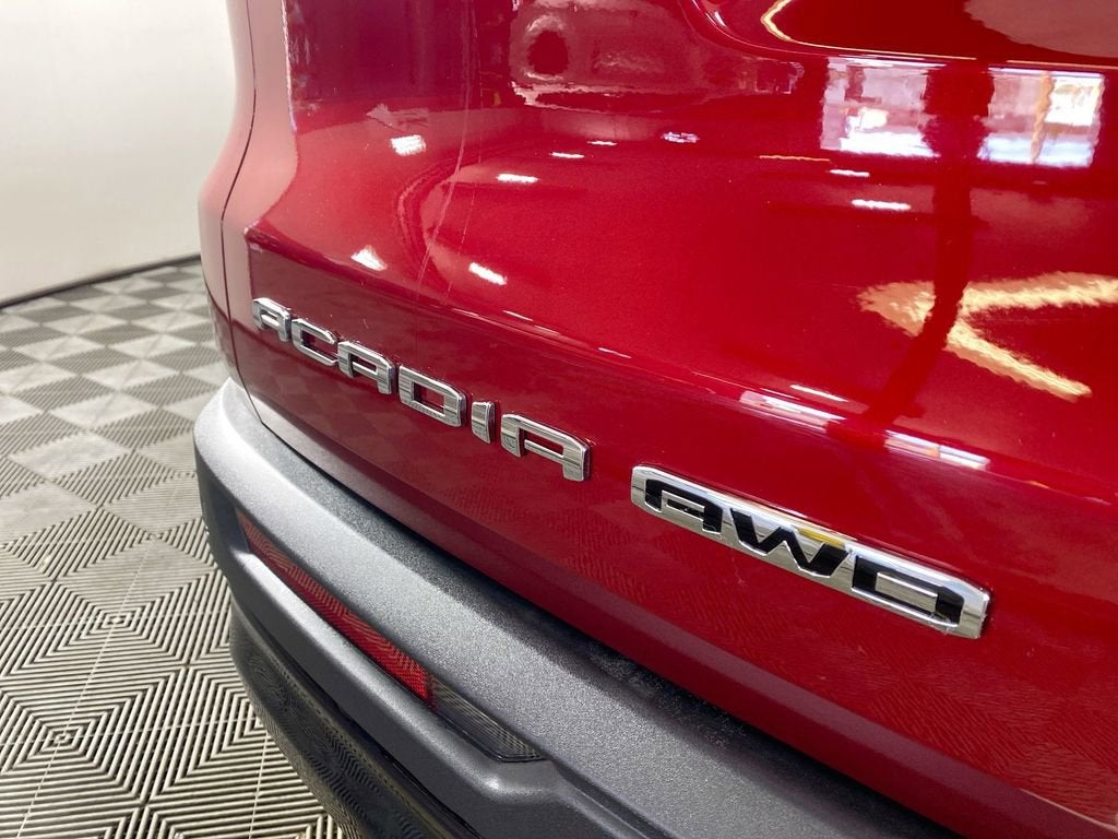 2025 GMC Acadia AT4