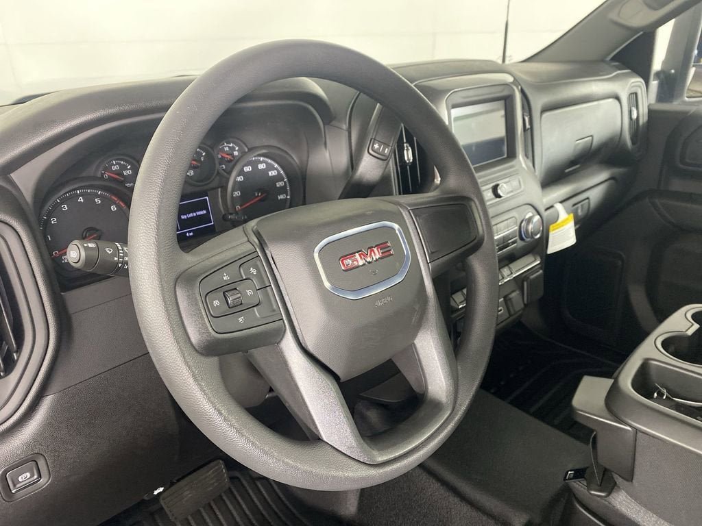 2025 GMC Sierra 2500 HD Pro