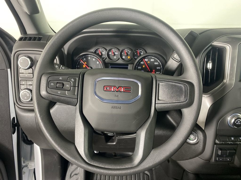 2025 GMC Sierra 2500 HD Pro