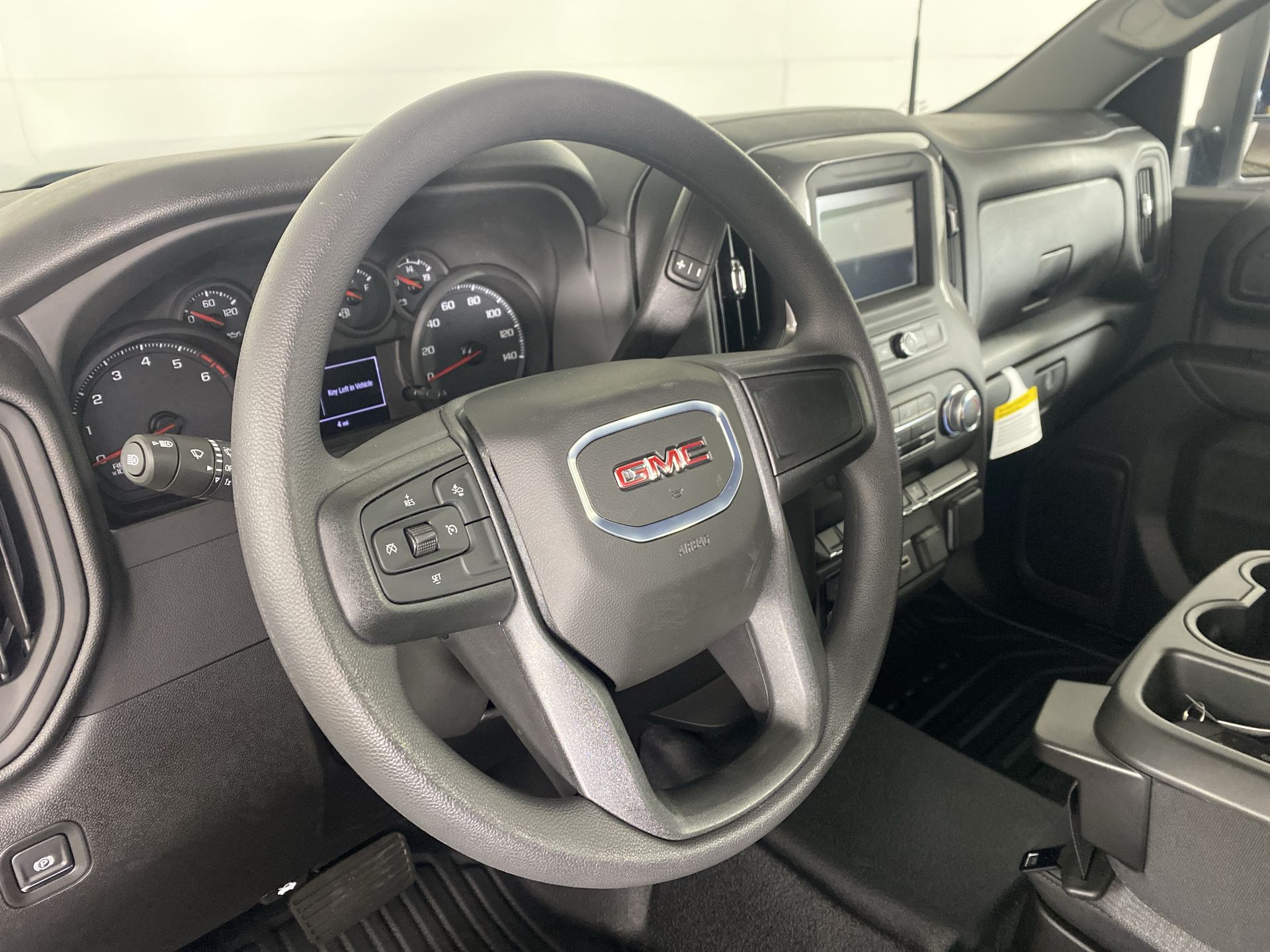 2025 GMC Sierra 2500 HD Pro