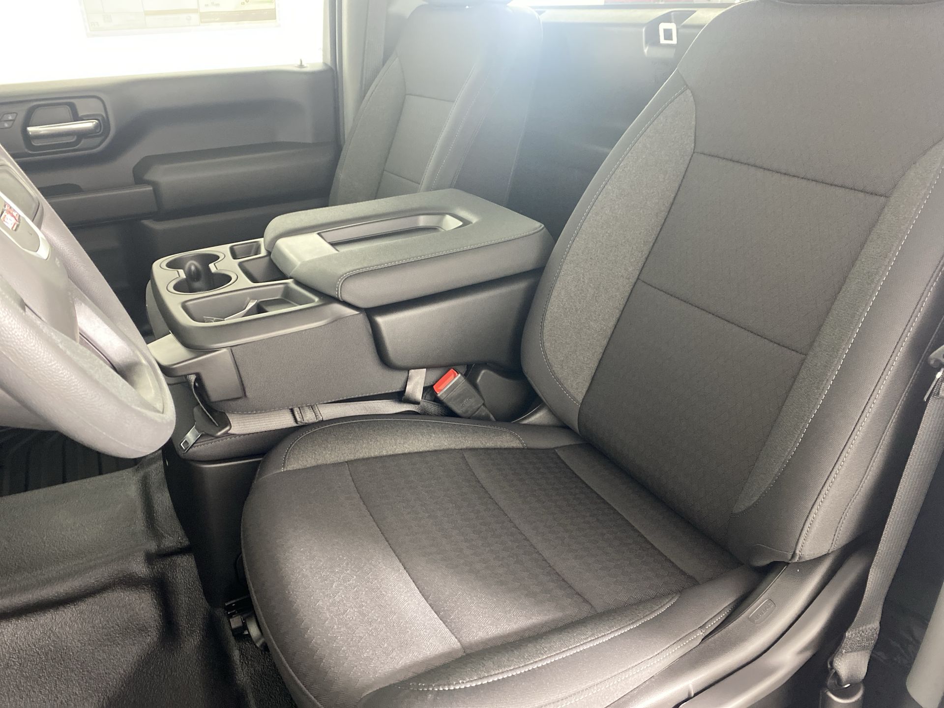 2025 GMC Sierra 2500 HD Pro