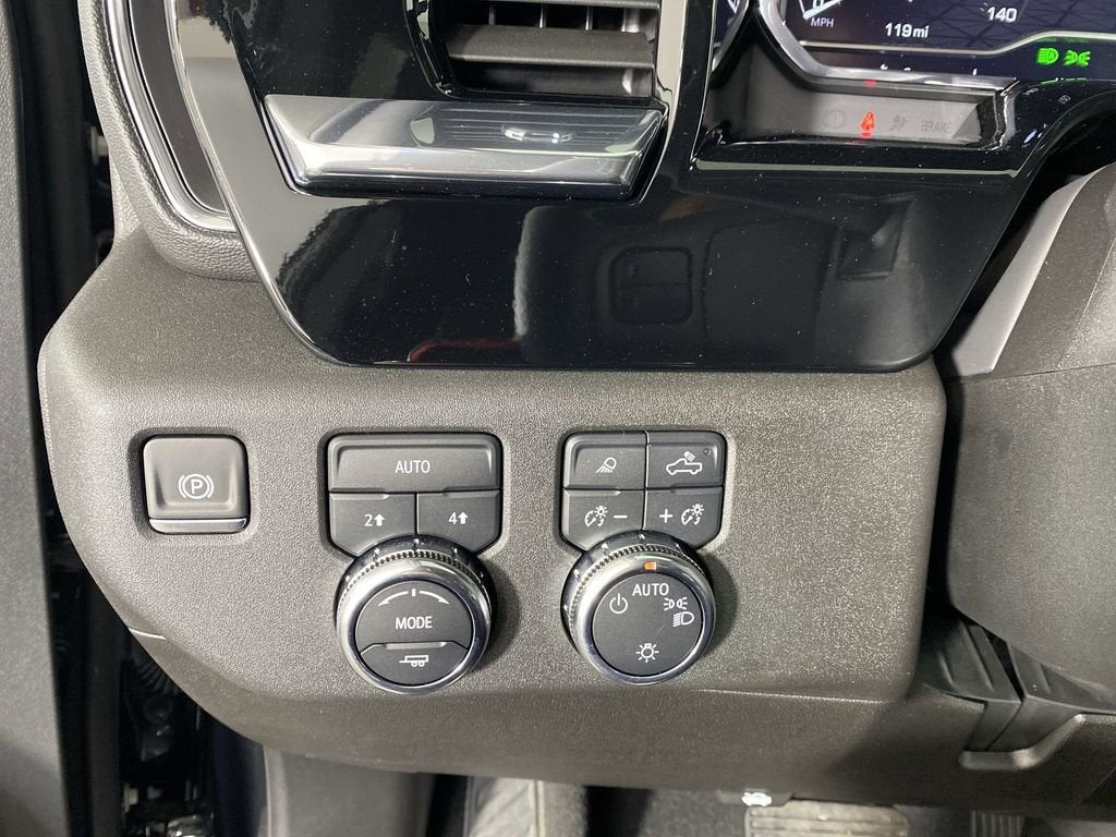 2025 GMC Sierra 1500 SLE