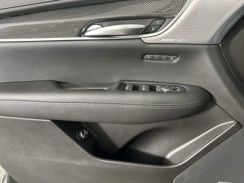 2022 Cadillac XT5 Sport