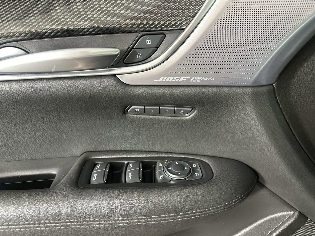 2022 Cadillac XT5 Sport