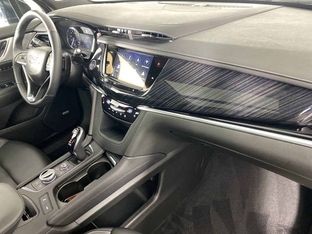 2025 Cadillac XT6 Premium Luxury