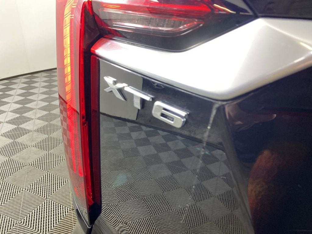 2025 Cadillac XT6 Premium Luxury