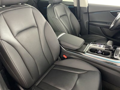 2019 Audi Q8 55 Premium