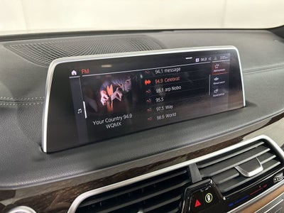 2022 BMW 740 i xDrive