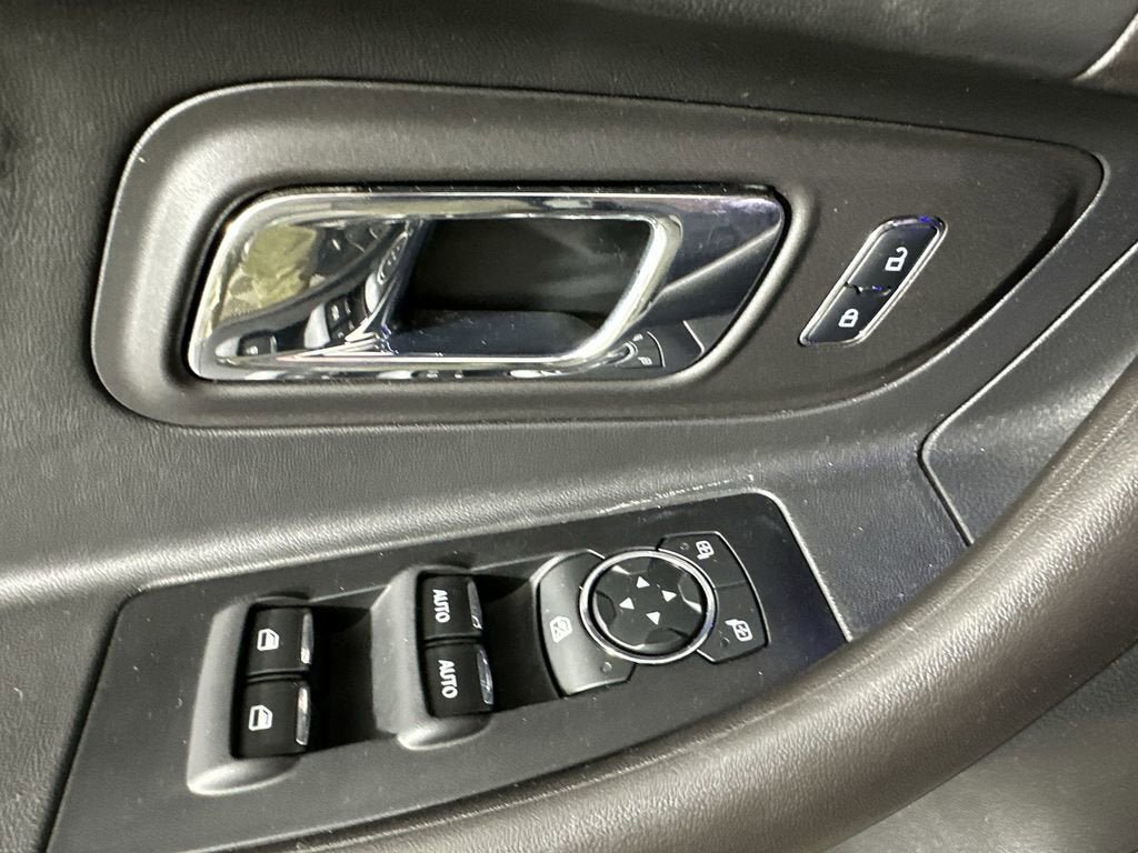 2016 Ford Taurus SHO