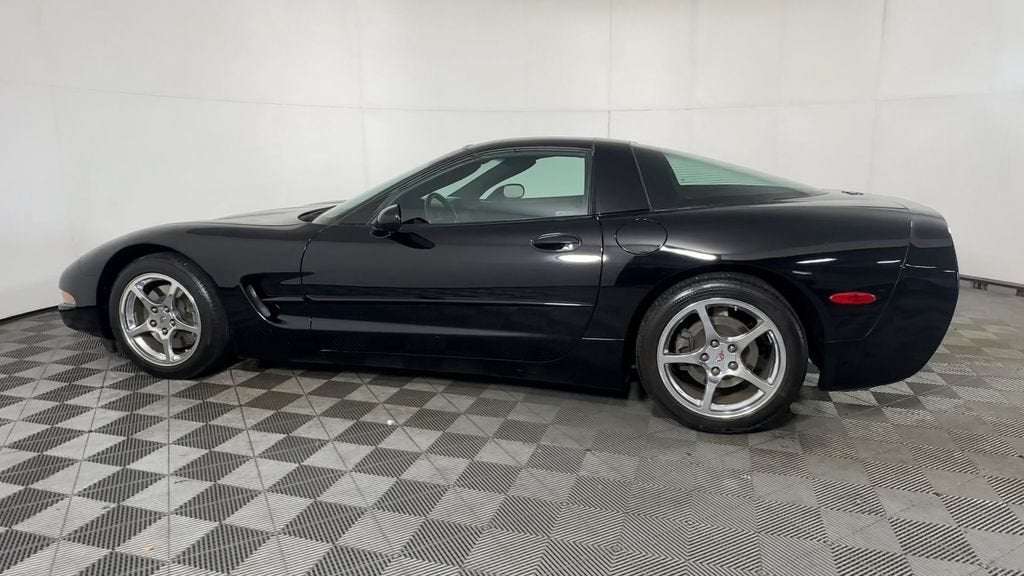 2004 Chevrolet Corvette NA