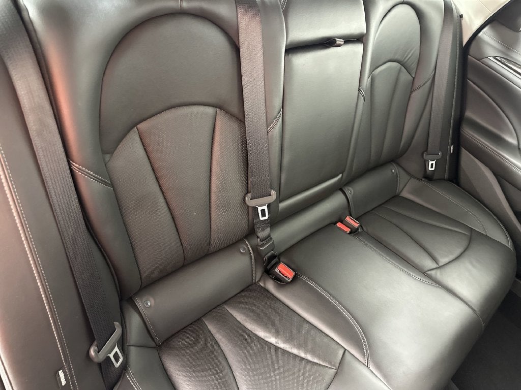 2017 Buick LaCrosse Essence