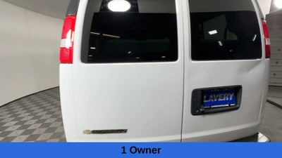 2025 Chevrolet Express Passenger 1LS