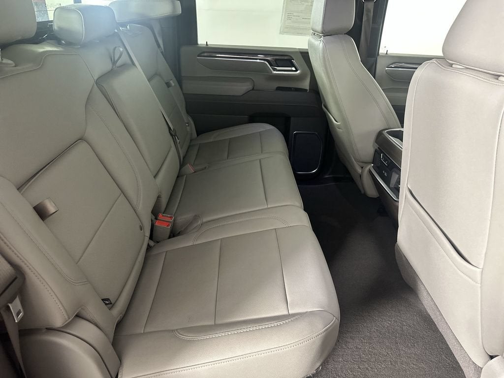 2025 Chevrolet Silverado 3500 HD LTZ
