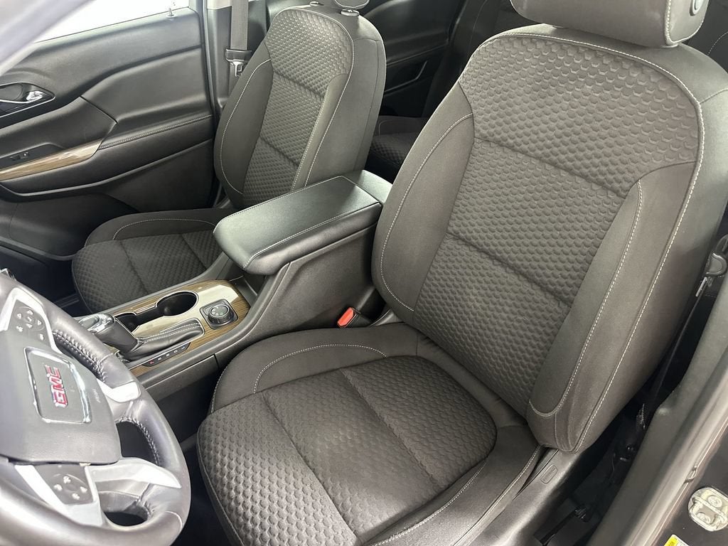 2017 GMC Acadia SLE
