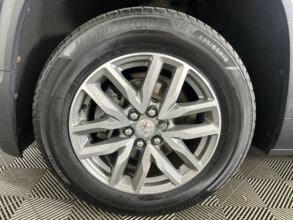 2017 GMC Acadia SLE