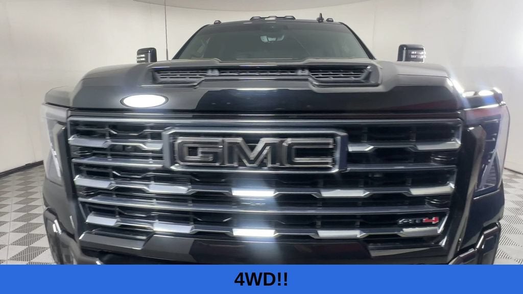 2025 GMC Sierra 2500 HD AT4
