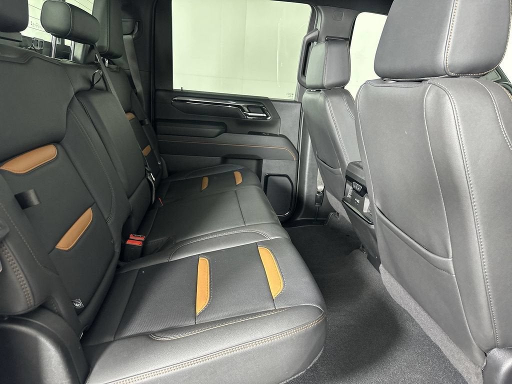 2025 GMC Sierra 3500 HD AT4