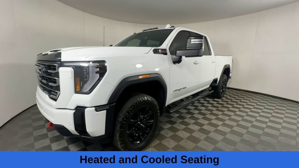 2025 GMC Sierra 3500 HD AT4