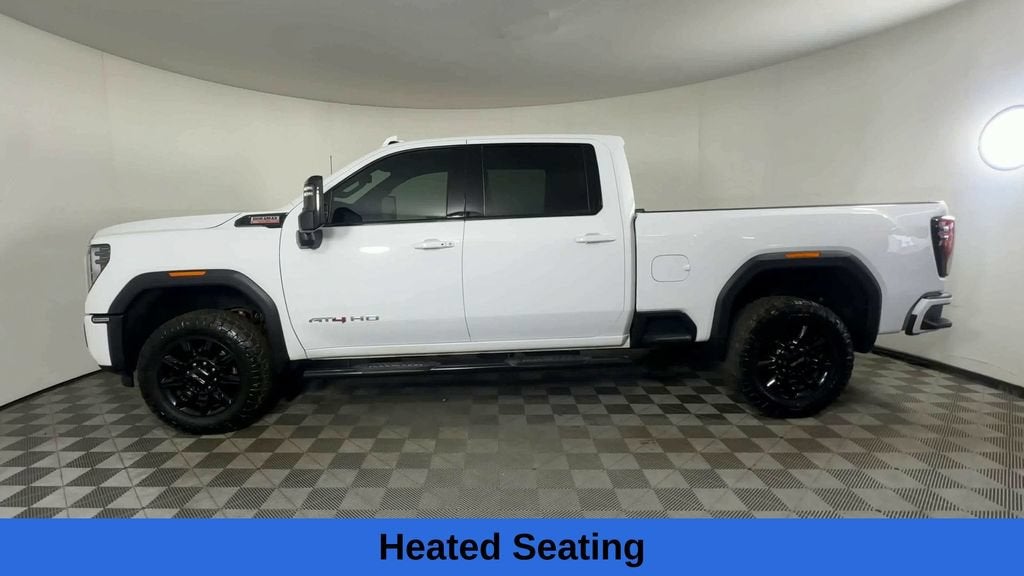 2025 GMC Sierra 3500 HD AT4