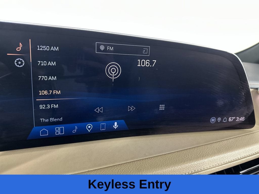 2024 Cadillac XT4 Luxury