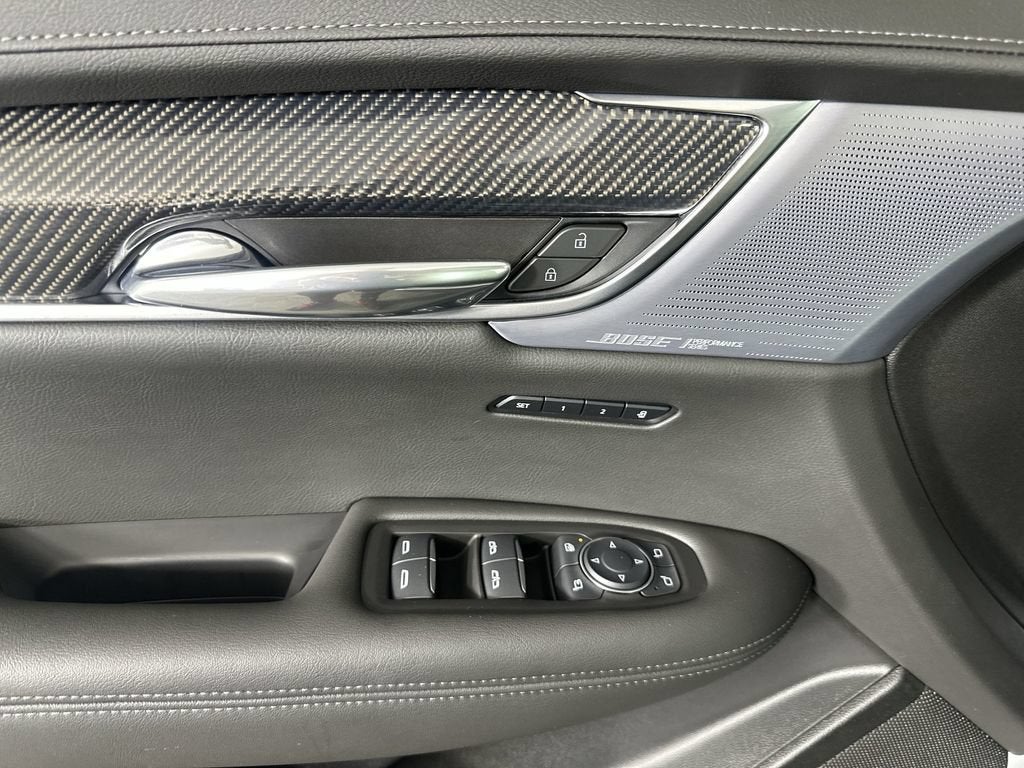 2025 Cadillac XT6 Sport