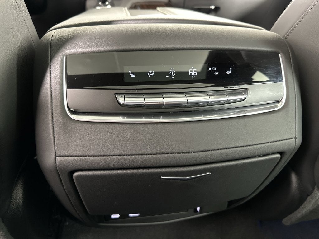 2023 Cadillac Escalade 4WD Premium Luxury