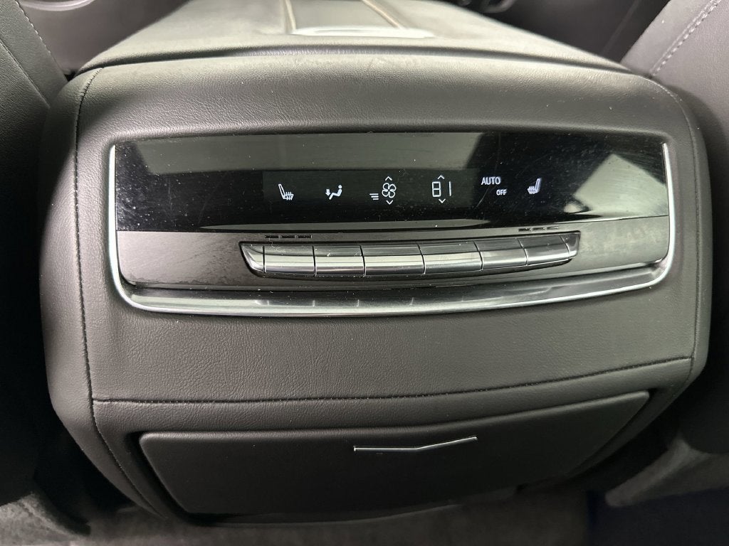 2023 Cadillac Escalade ESV 4WD Premium Luxury