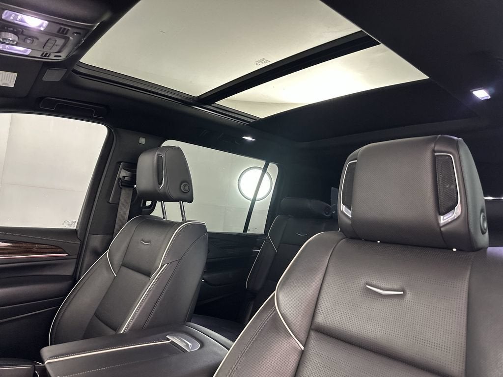 2023 Cadillac Escalade ESV Premium Luxury