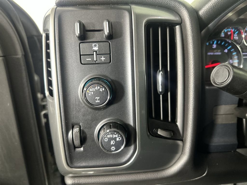 2019 Chevrolet Silverado LD LT