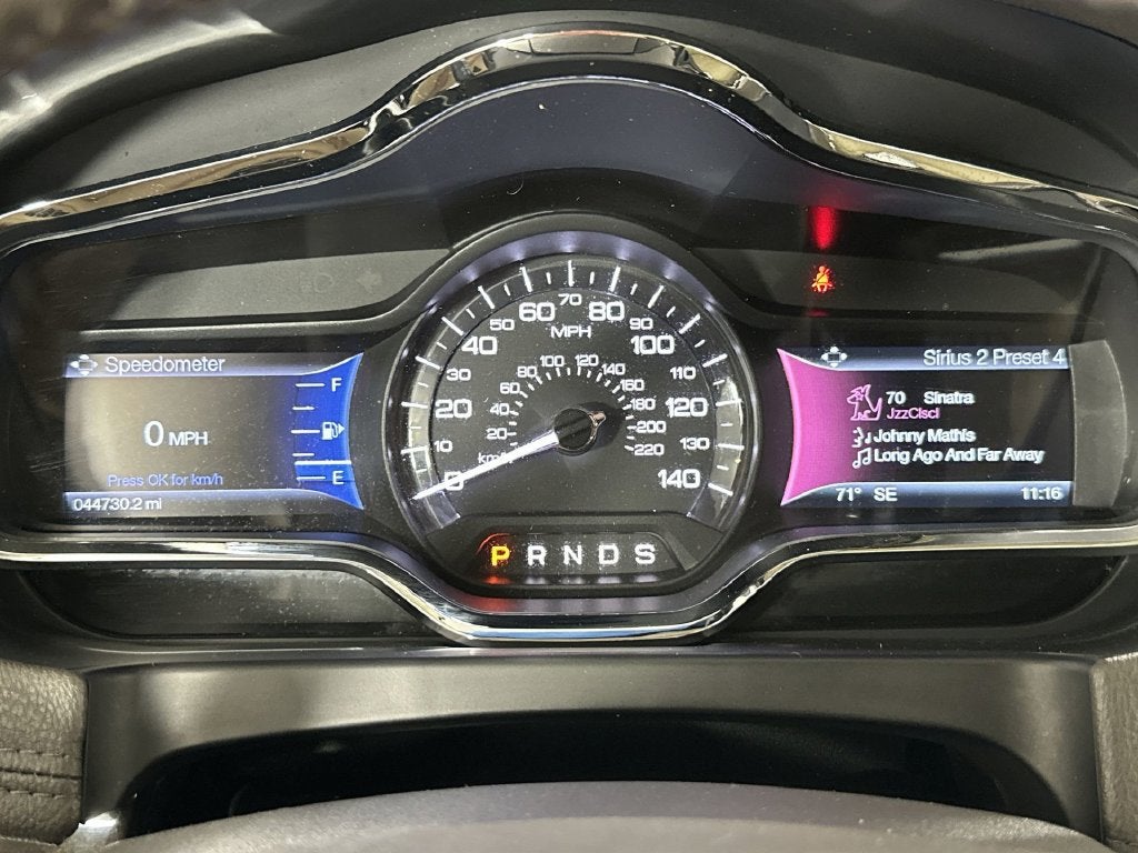 2017 Lincoln MKT Base
