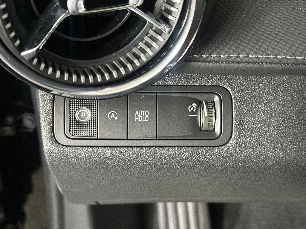 2027 Chevrolet Equinox LT - Photo 19