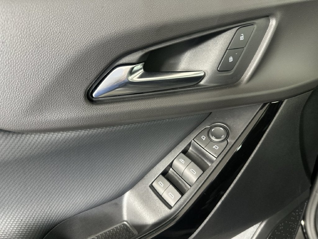 2027 Chevrolet Equinox LT - Photo 24