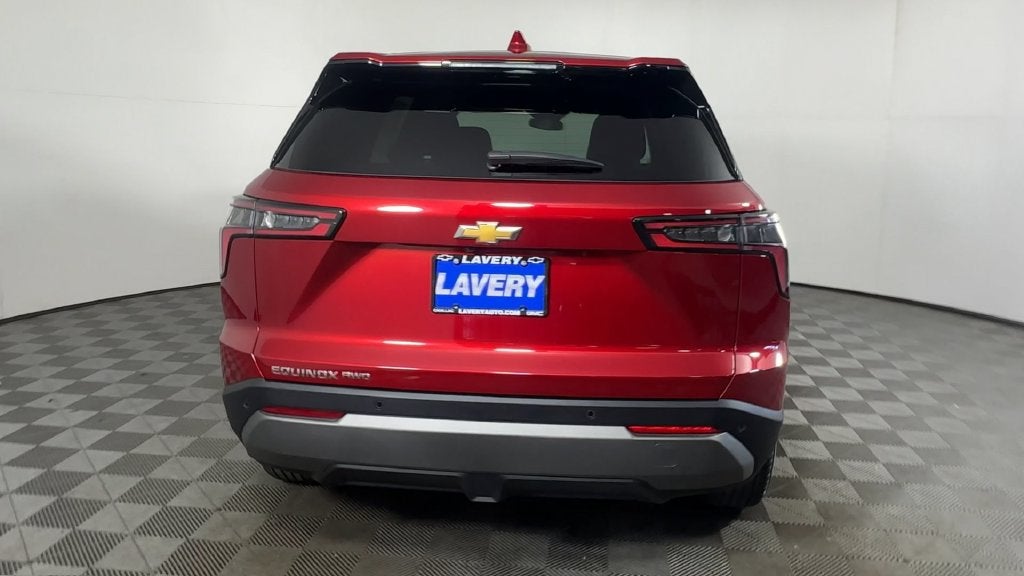 2027 Chevrolet Equinox LT - Photo 9