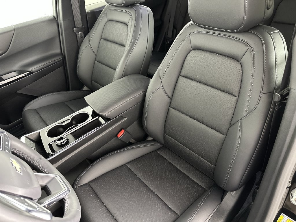 2027 Chevrolet Equinox LT - Photo 20