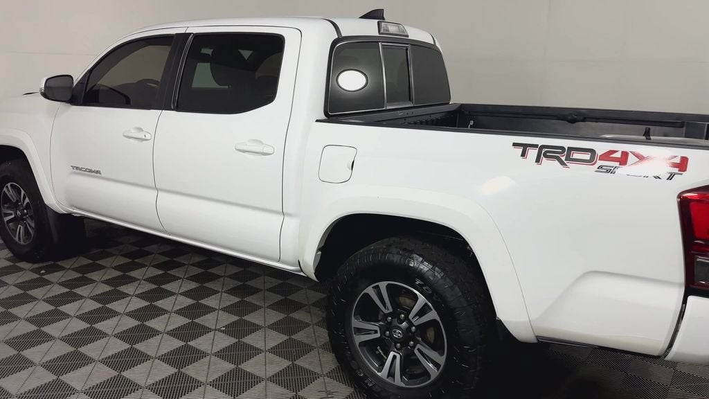 2016 Toyota Tacoma SR