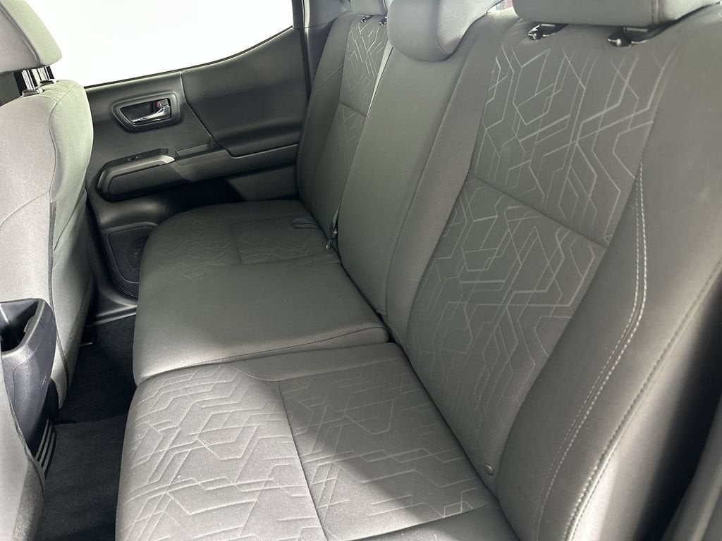 2016 Toyota Tacoma SR