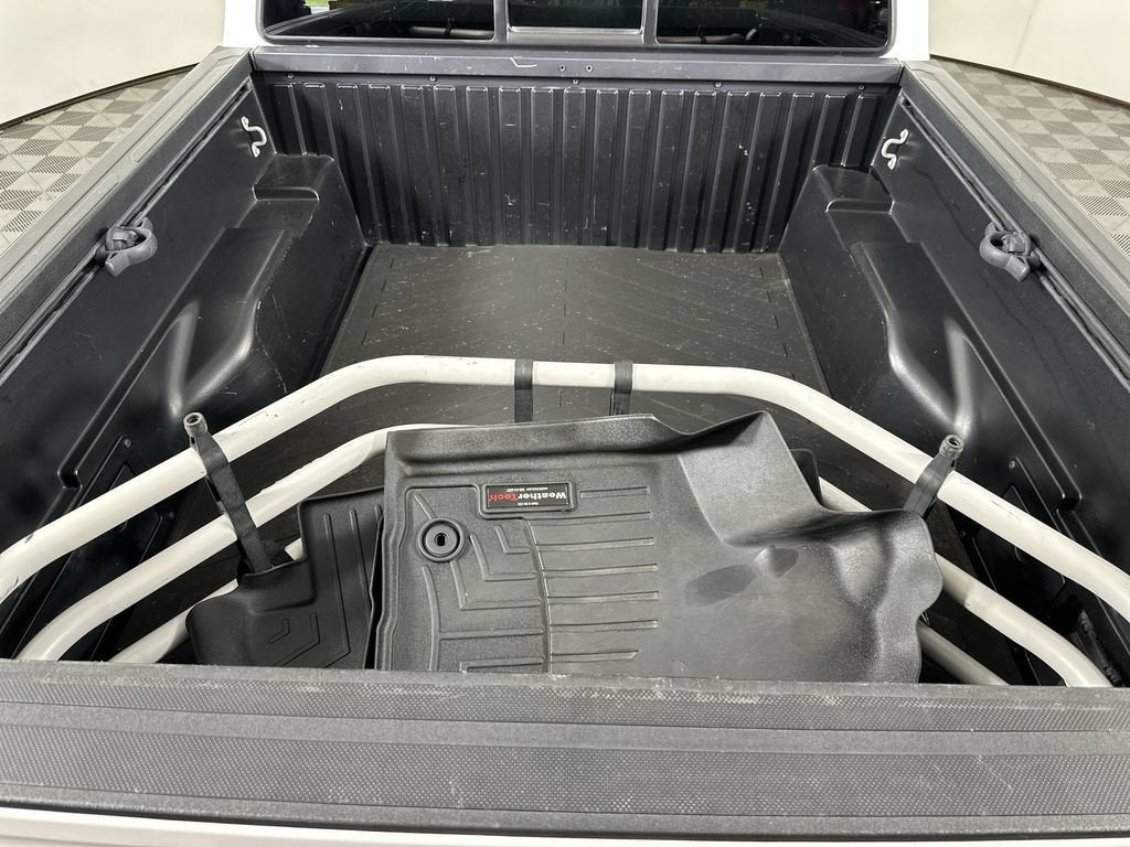 2016 Toyota Tacoma SR