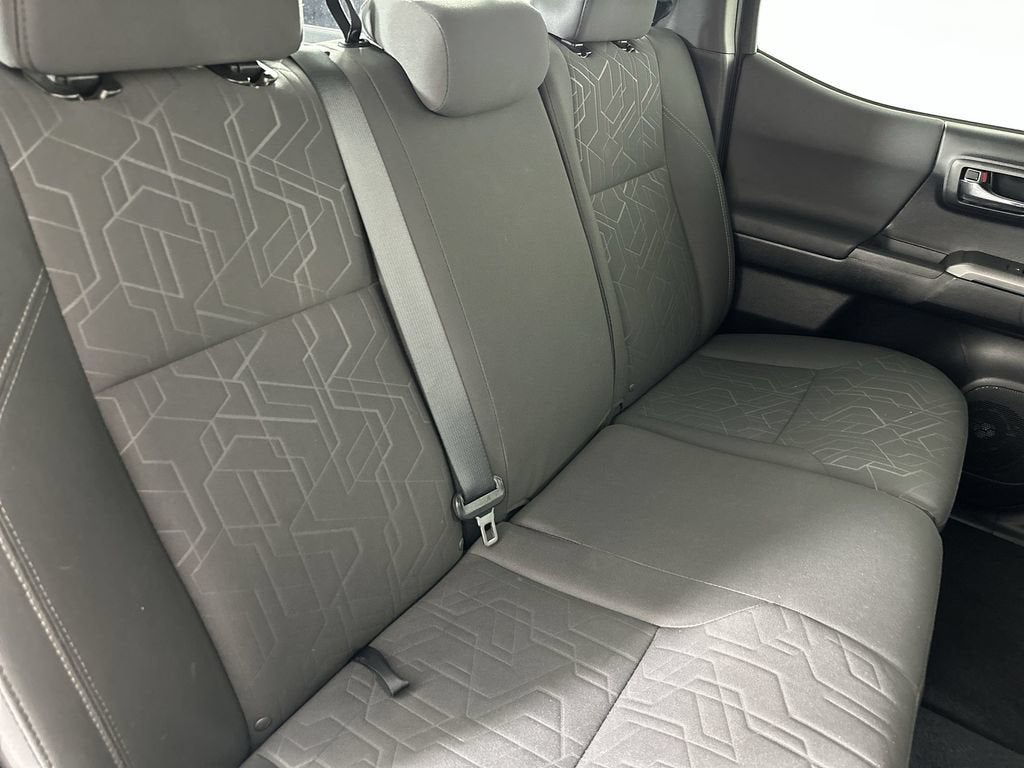 2016 Toyota Tacoma SR