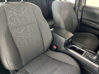 2016 Toyota Tacoma SR