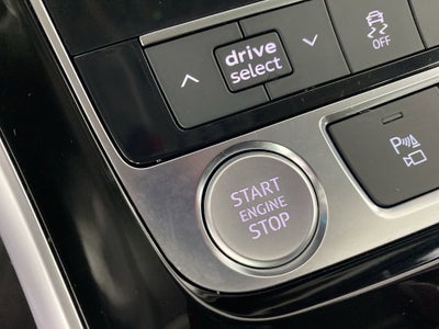 2019 Audi Q8 55 Premium
