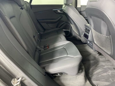 2019 Audi Q8 55 Premium